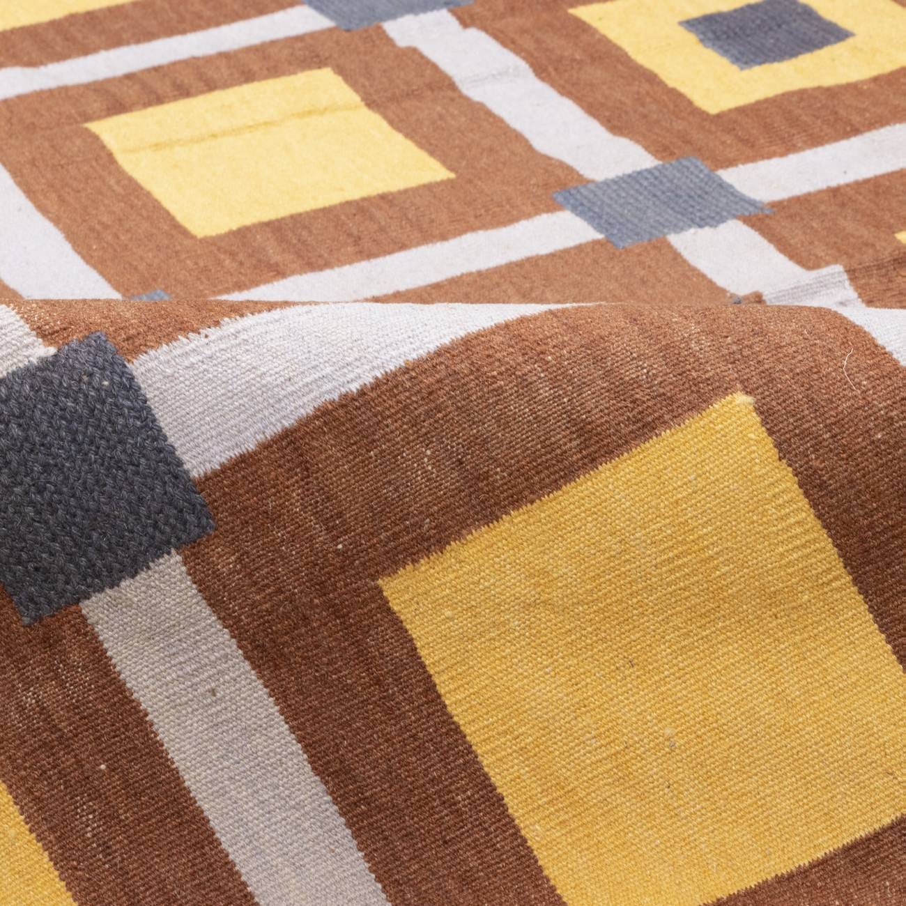 Tapis en laine Kilim persan tissé à la main en Fars design géométrique