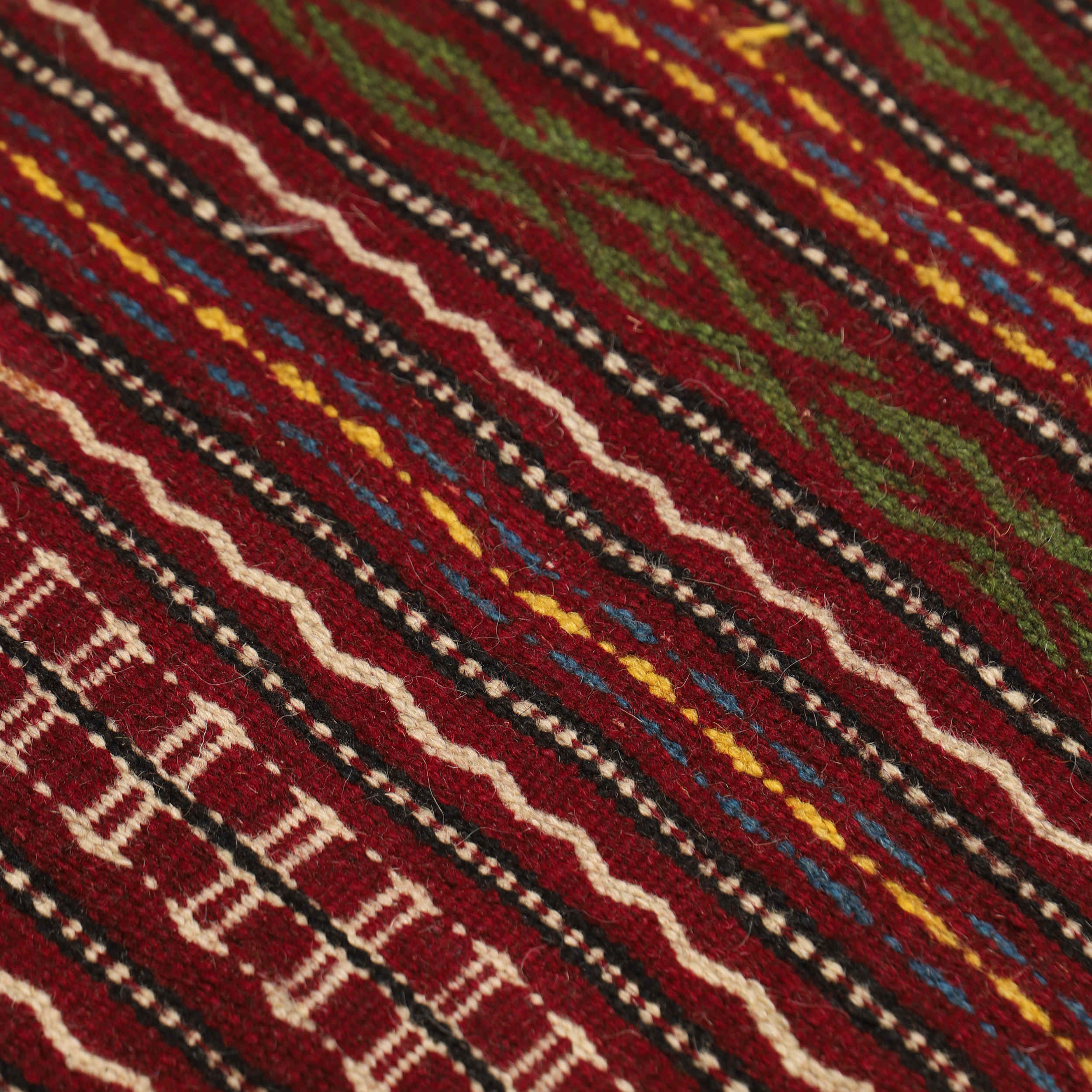 Tapis en laine Kilim persan tissé à la main en Khorasan rayé