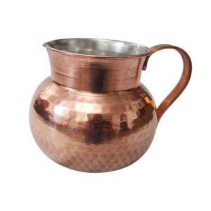Carafe en cuivre perse martelé fabriquée à la main