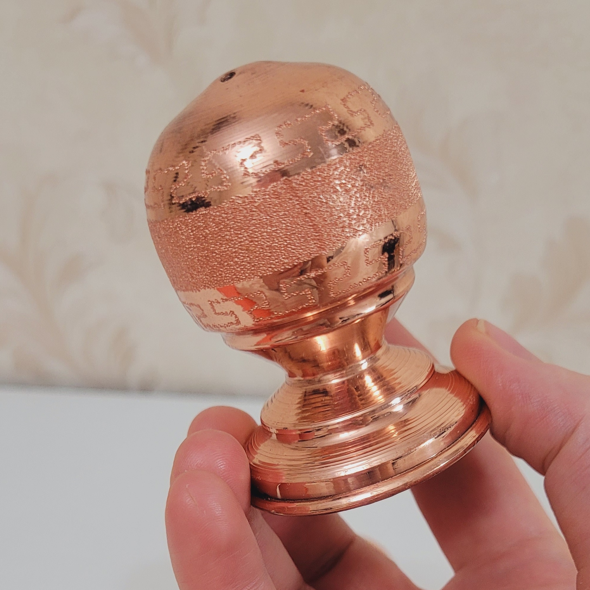 Ensemble de salières et poivrières en cuivre persan Martelé Bizhan (set de 2)