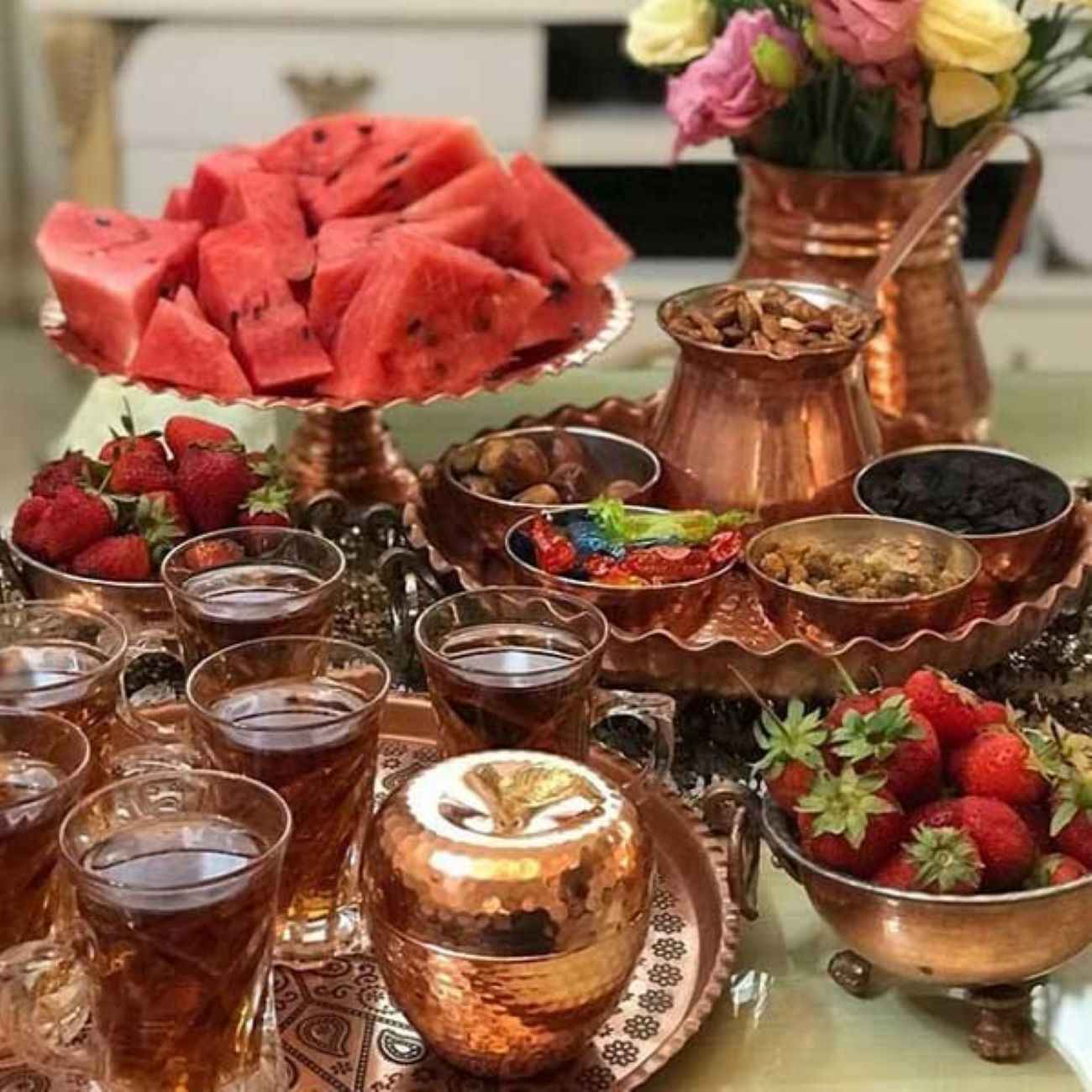 Sucrier persan artisanal en cuivre avec couvercle – Martelé Design Pomme