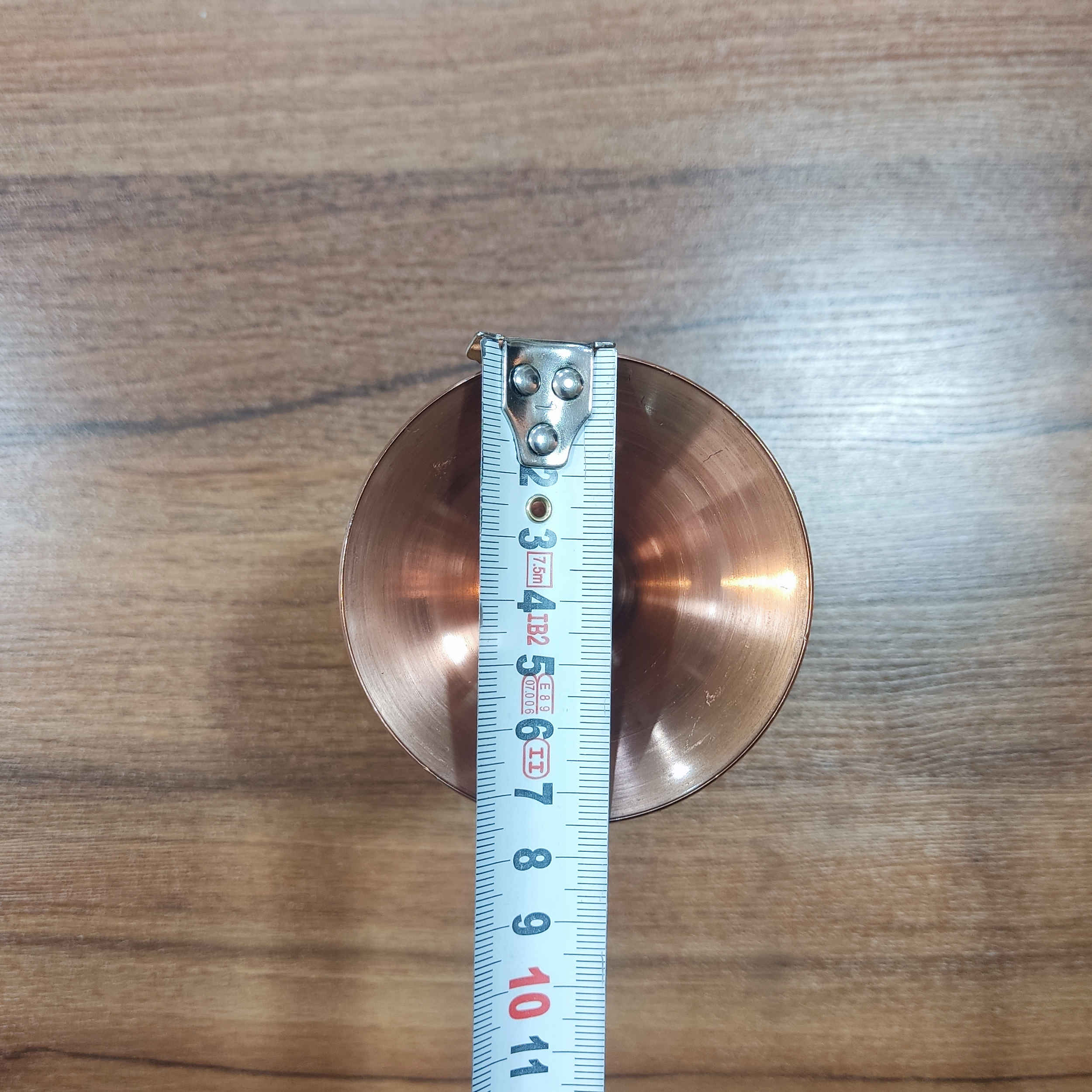 Vase décoratif en cuivre martelé persan fait main