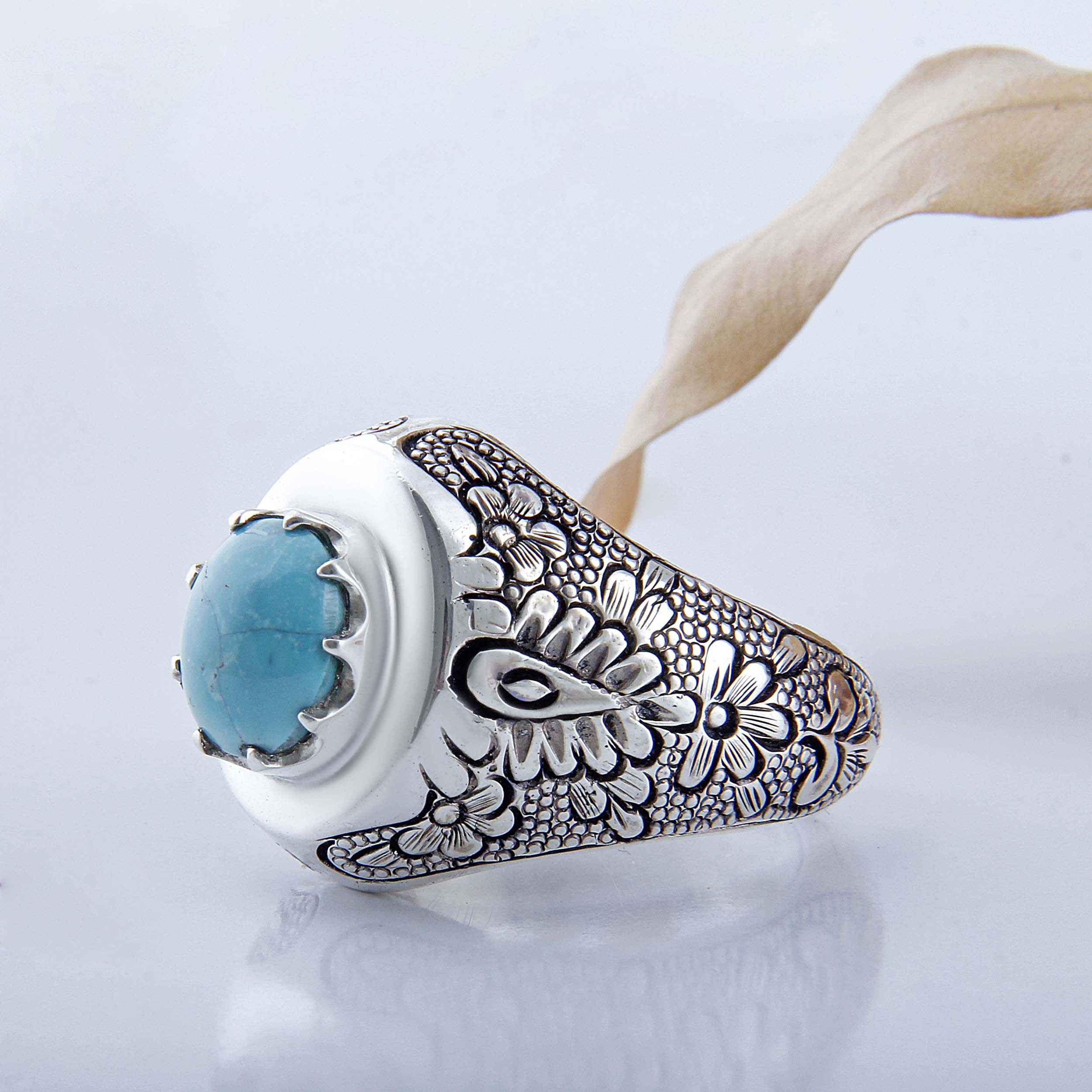 Bague en Argent Persan Faite Main pour Homme avec Turquoise de Neyshabur