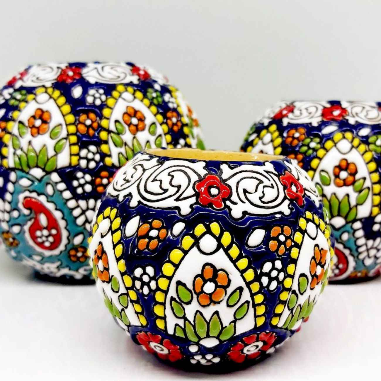 Bougeoir en poterie persane fait main avec design artistique minakari