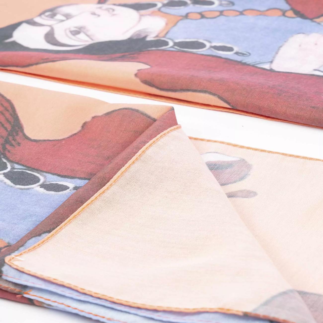 Châle Persan avec Motif Fille Gajar pour Femme