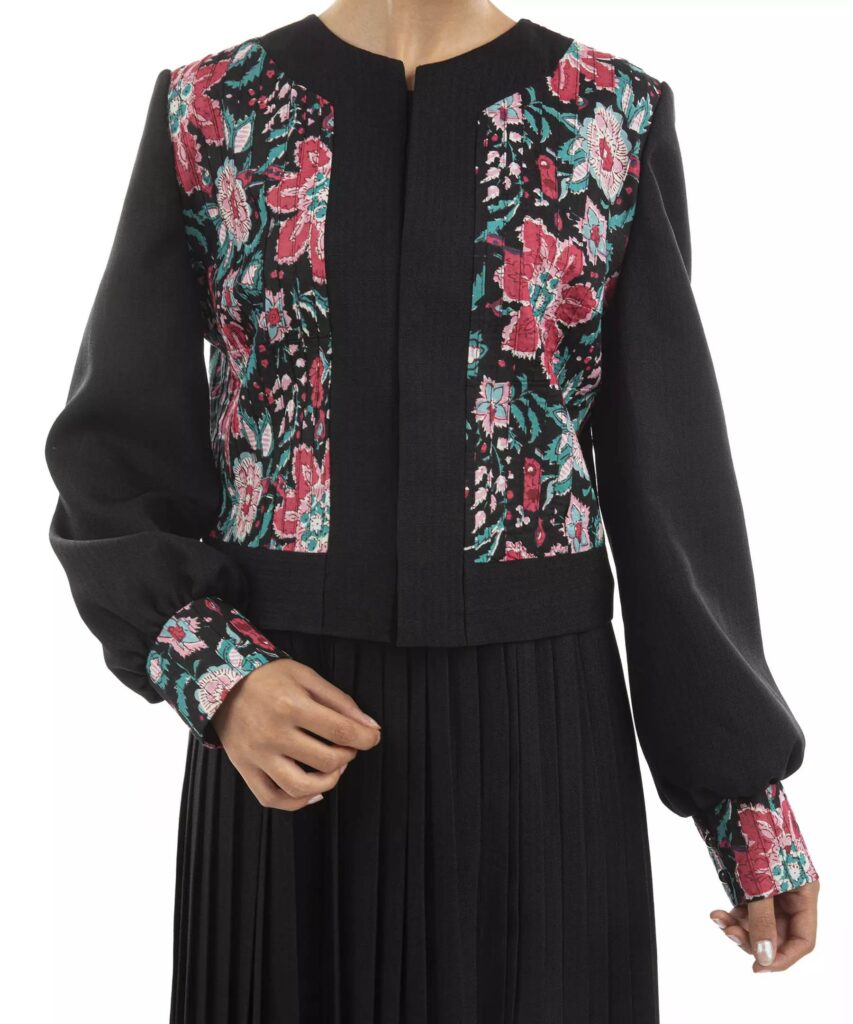 Manto persan court pour femmes avec design floral