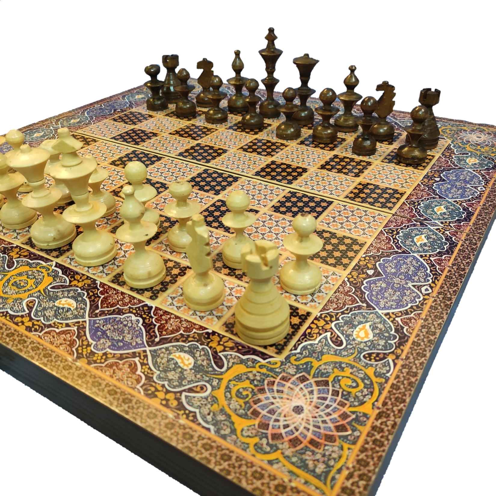Plateau d’Échecs en Marqueterie Incrustée en Bois Persan avec 32 Pièces & Design Traditionnel