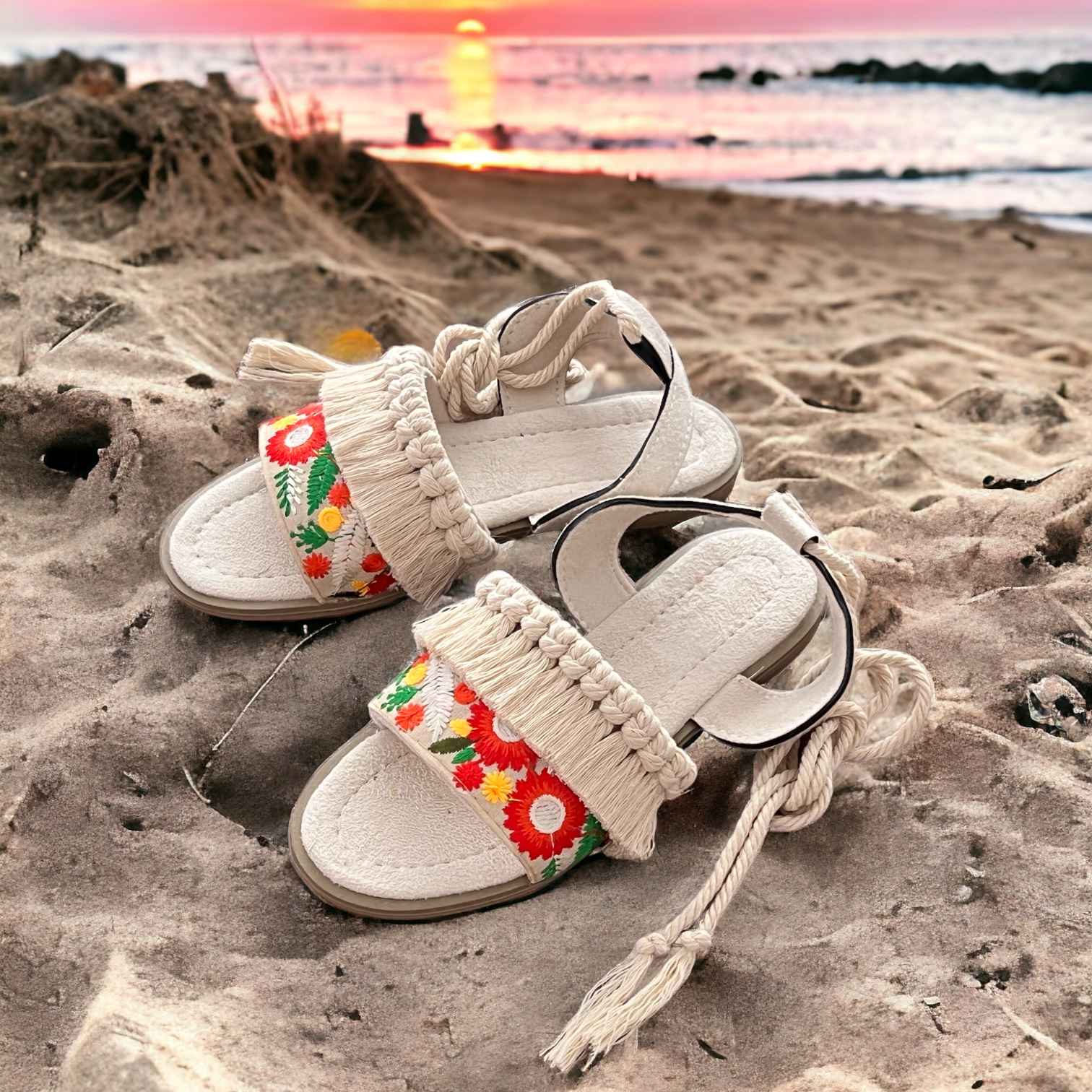 Sandales Plates Slingback Brodées à la Main avec Design Boho