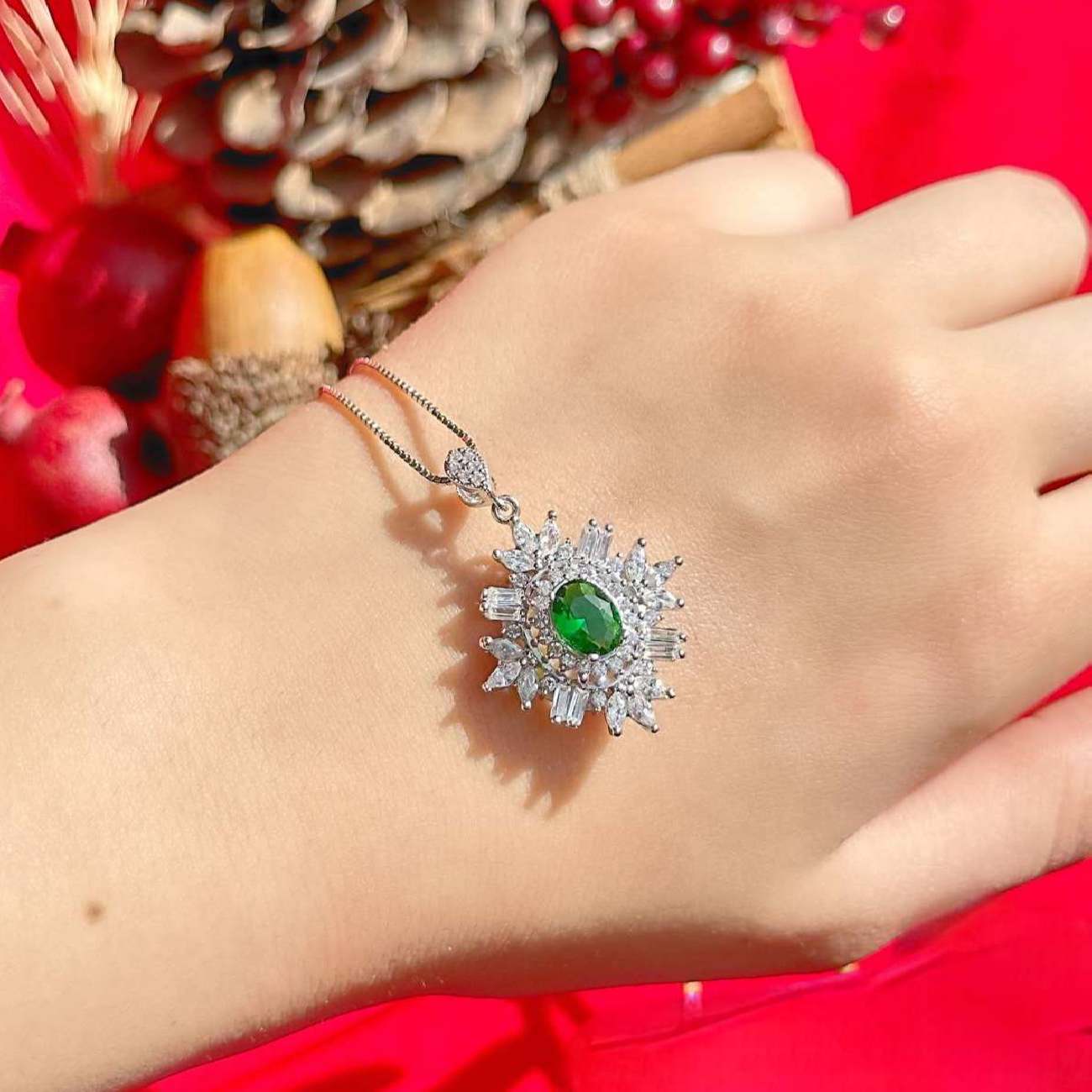 Collier Royal en Argent Sterling Émeraude avec Pierre Zirconia 3A