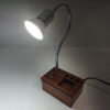 Lampe de bureau en bois pour lecture – avec organiseur à crayons – modèle KM80