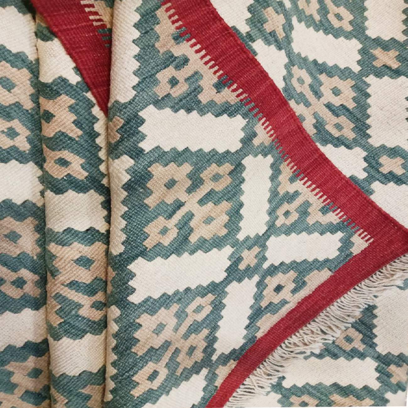 Tapis en laine Kilim persan tissé à la main avec motifs géométriques marron