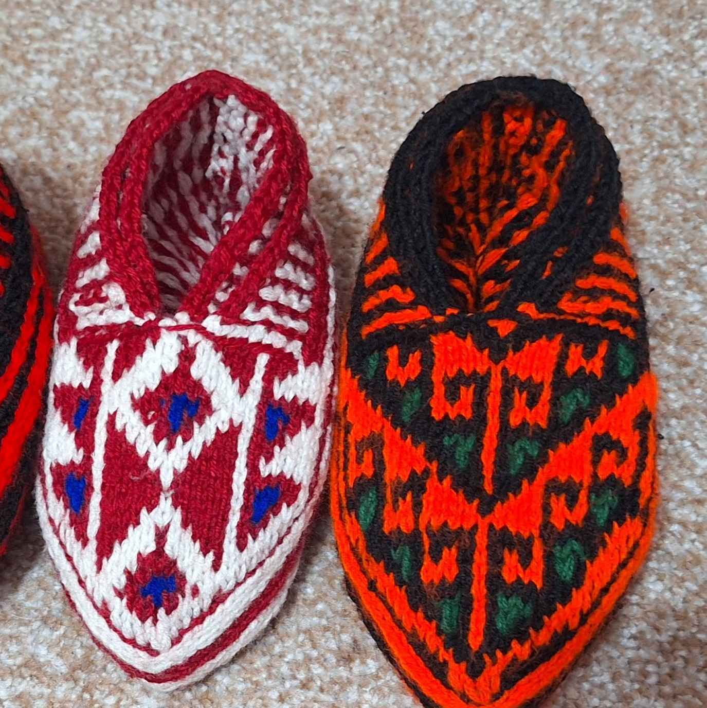 Pantoufles Crochets Azerbaïdjanais avec Design Traditionnel Tissé à la Main