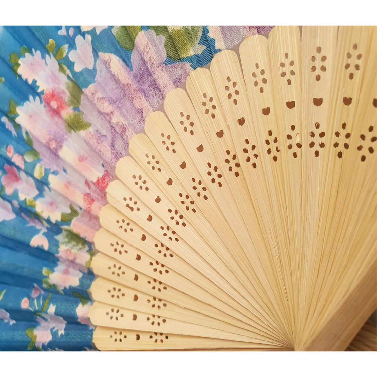 Éventail floral pliant et portable, modèle bleu