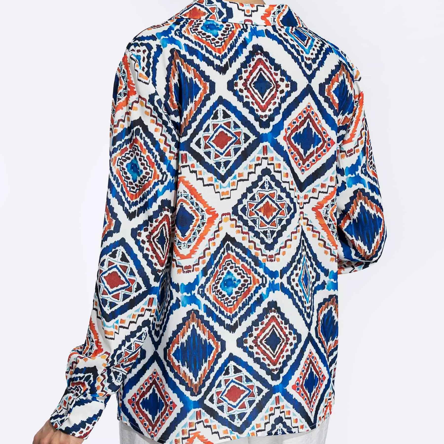 Blouse à manches longues pour femmes avec design géométrique vibrant