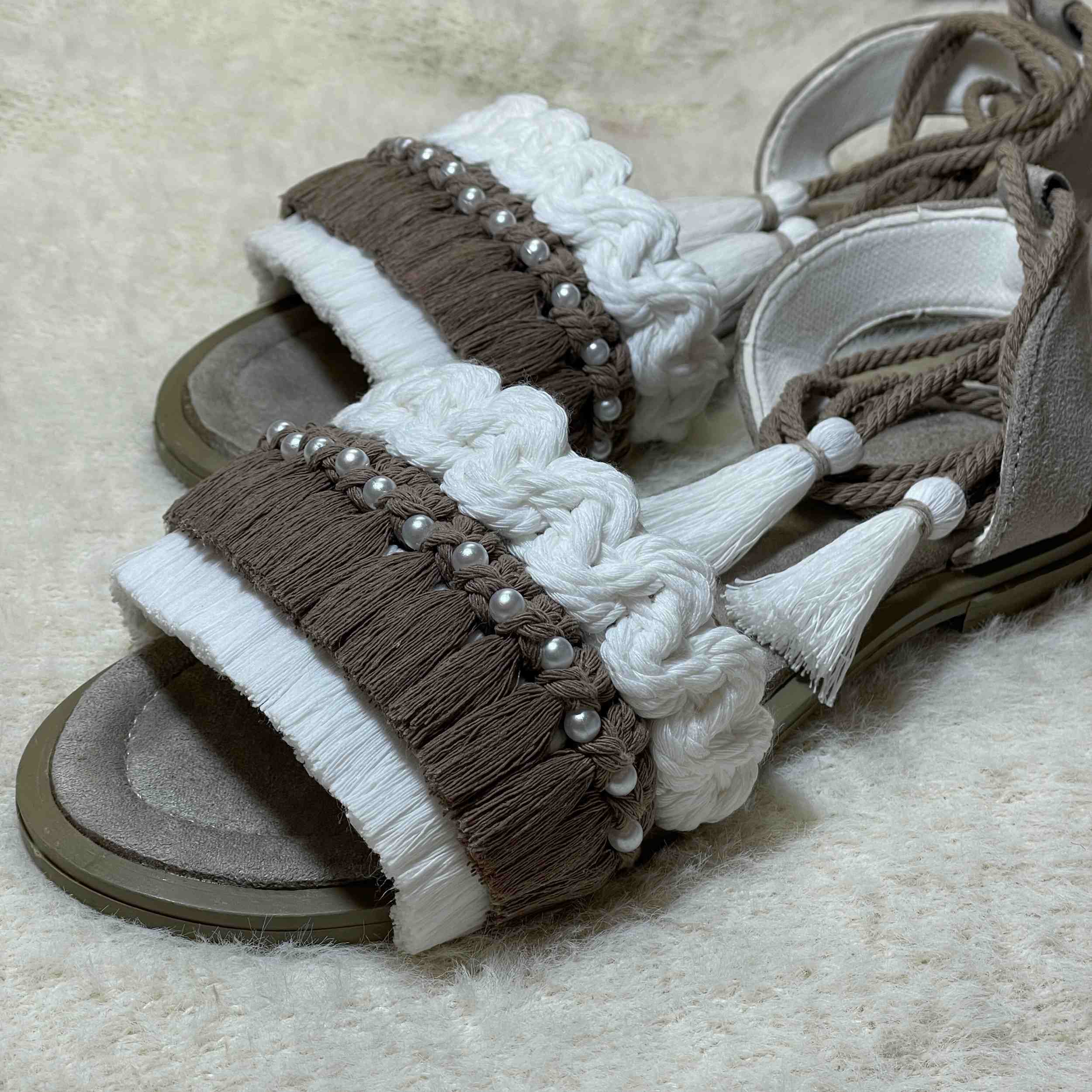 Sandales Sling Back Macramé avec Design Boho Fabriquées à la Main