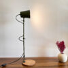 Lampe de bureau en métal réglable fait main – adaptée à la lecture