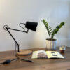 Lampe de bureau en métal réglable fait main – adaptée à la lecture