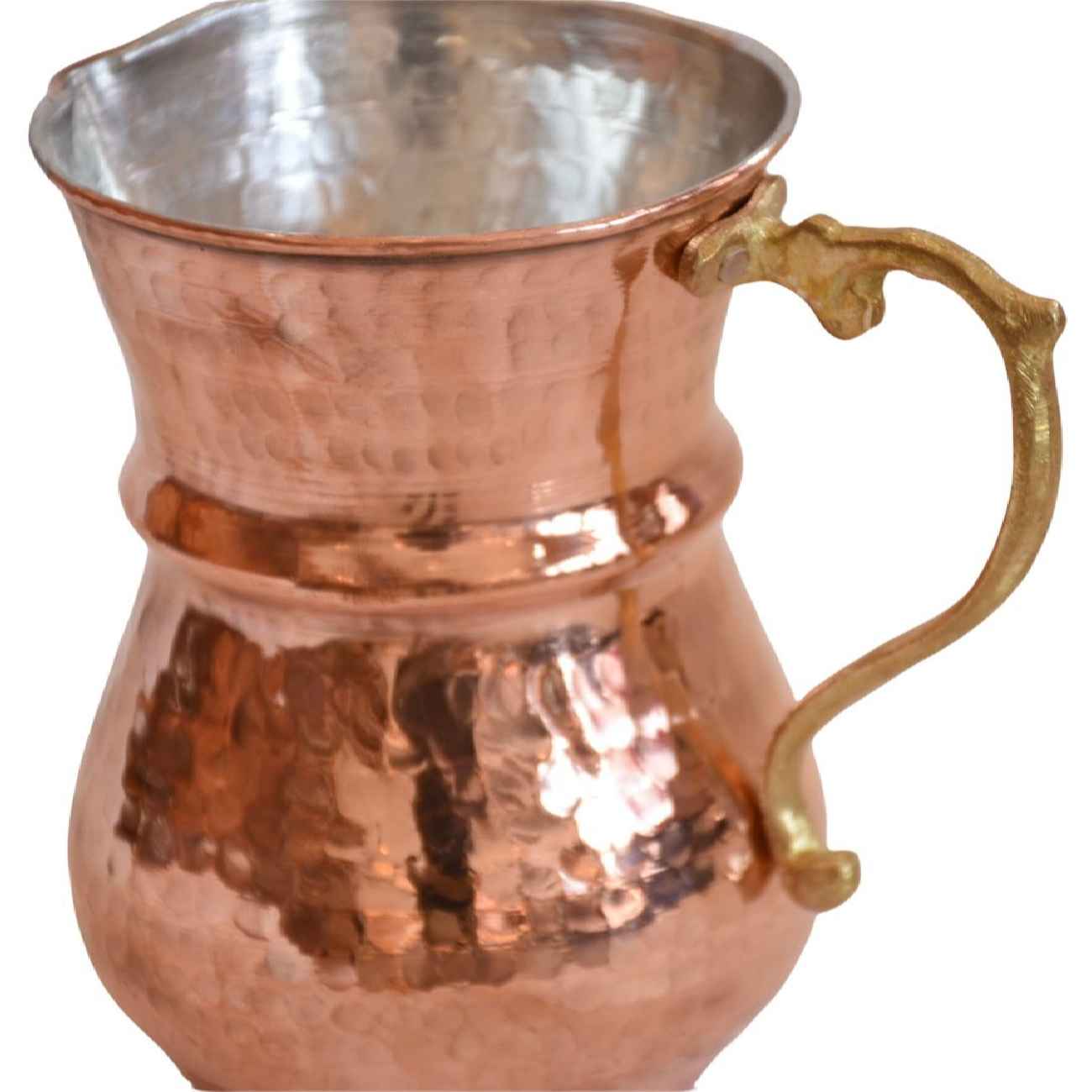 Carafe en cuivre perse avec poignée en laiton martelé et fabriquée à la main