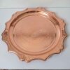 Plat de Service Persan en Cuivre Martelé Rond Fabriqué à la Main Design Soleil
