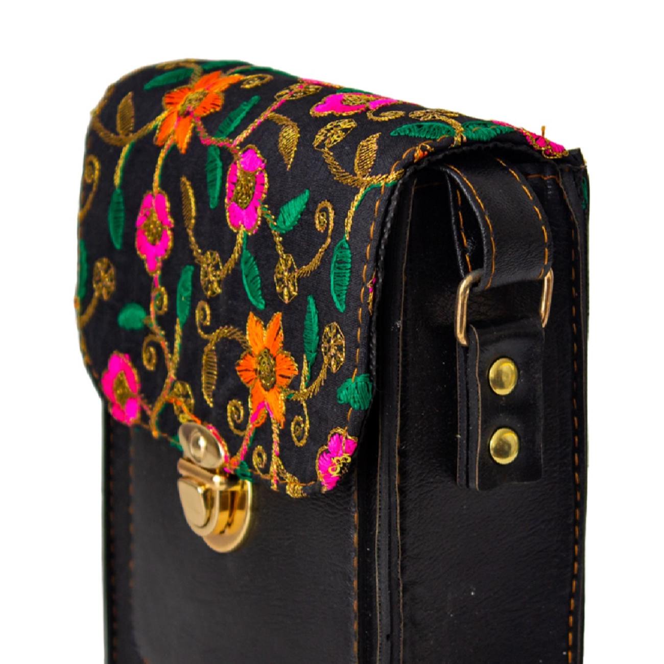 Sac bandoulière persan brodé à la main, design floral