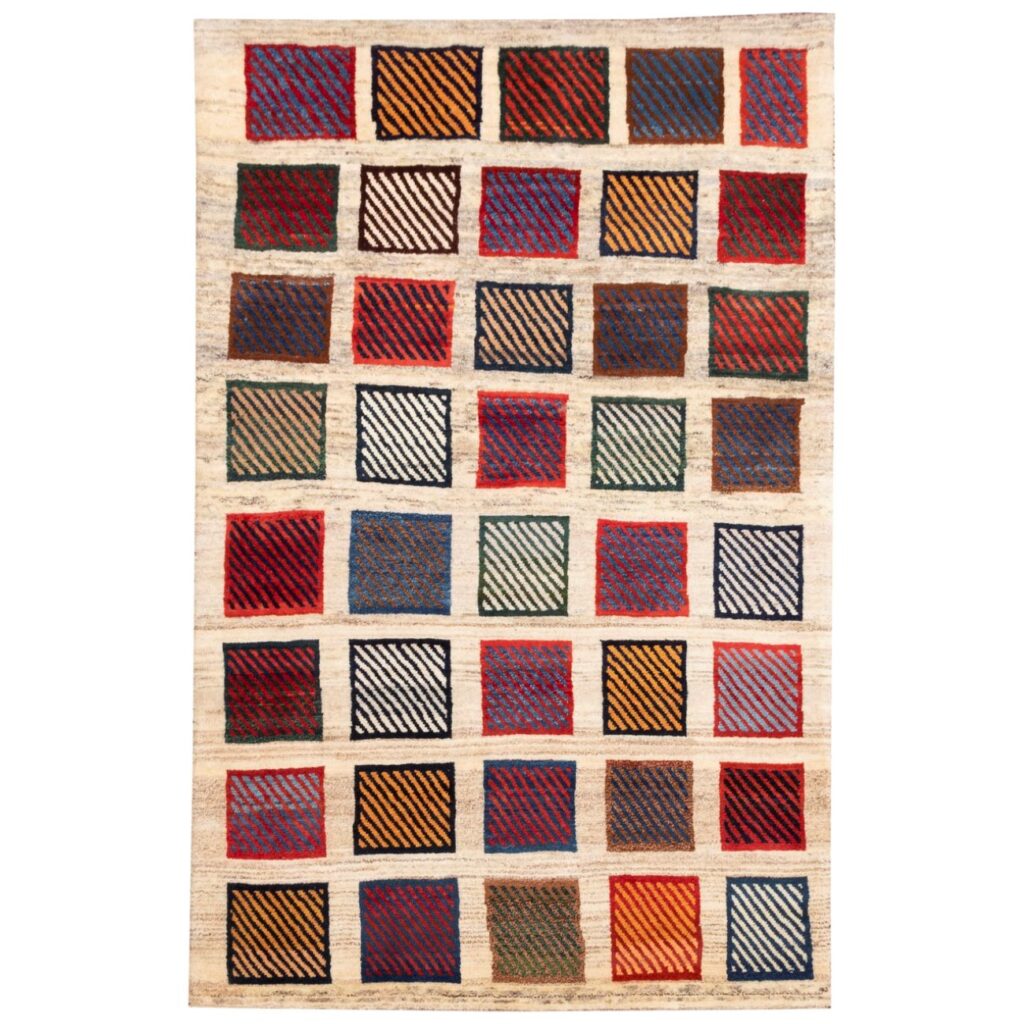 Tapis Gabbeh persan avec laine authentique tissé à la main en Fars à carreaux crème