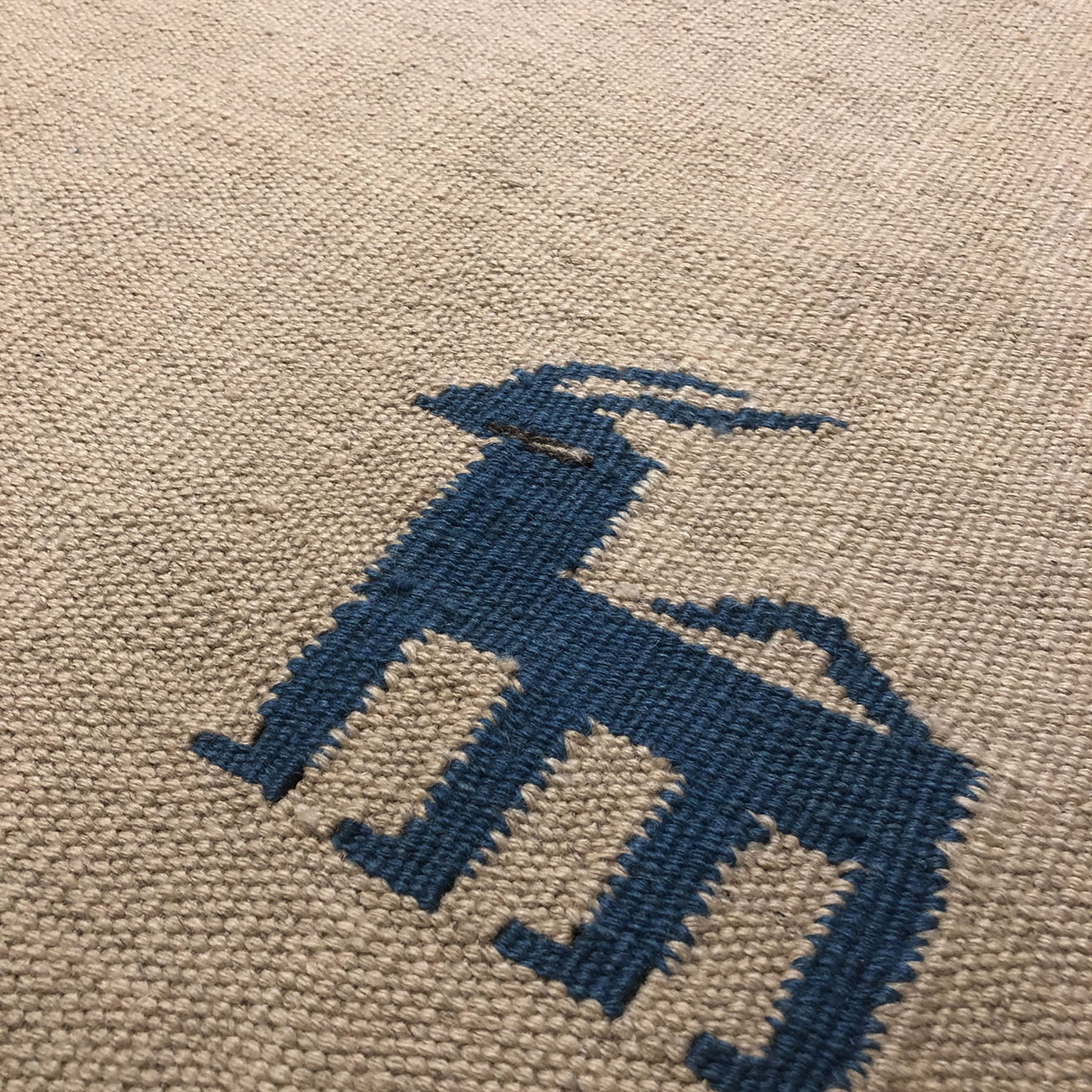 Tapis Gabbeh persan en laine tissé à la main en Shiraz motifs animaliers crème