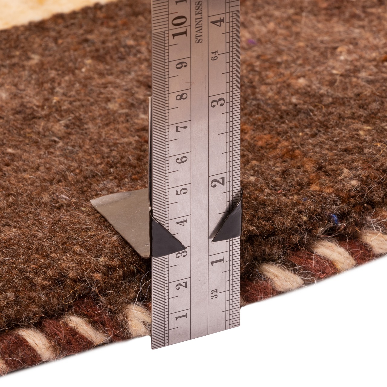 Tapis Gabbeh persan en laine tissé à la main en Fars bordé motifs animaliers