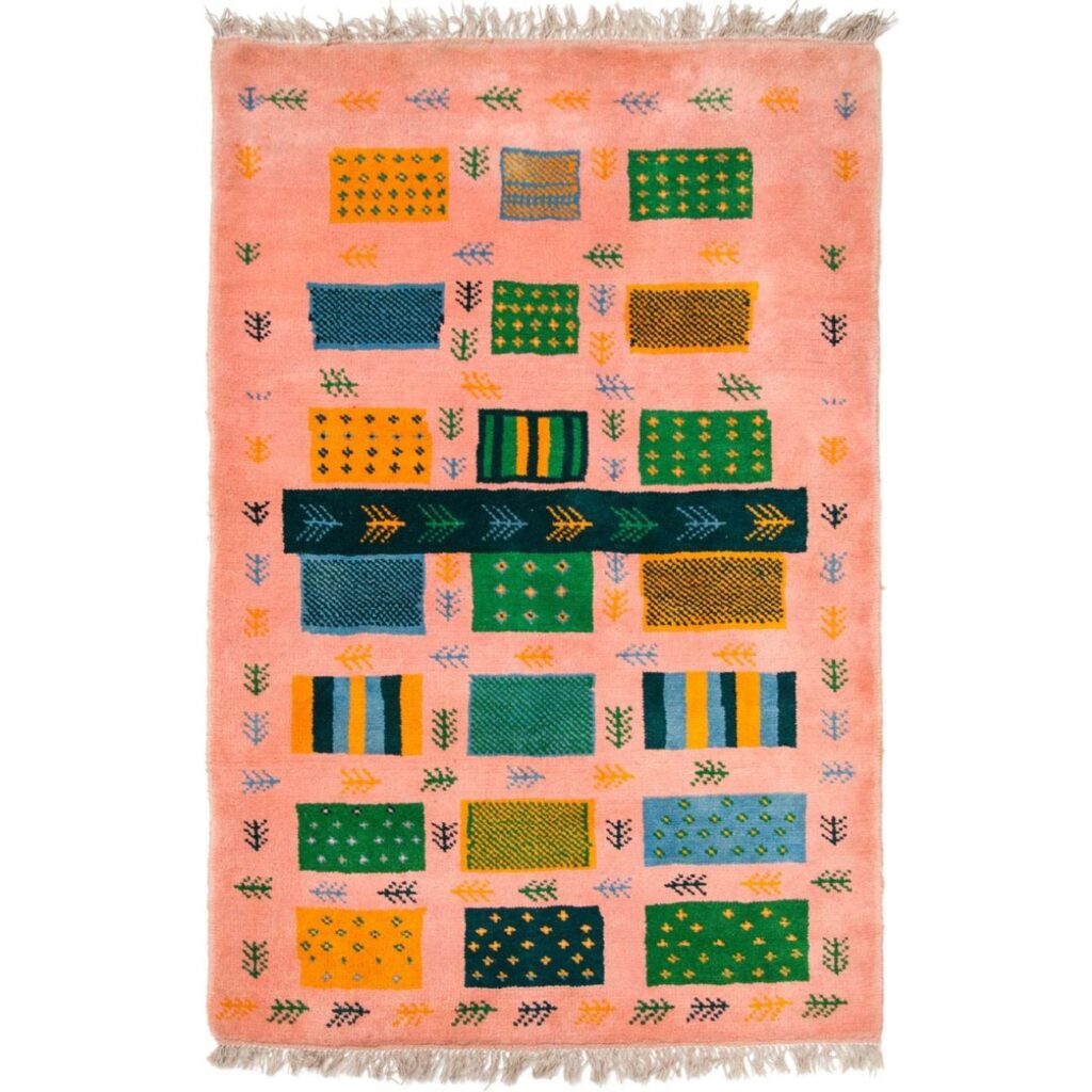 Tapis Gabbeh Kashkuli persan avec laine tissé à la main en Golestan rose