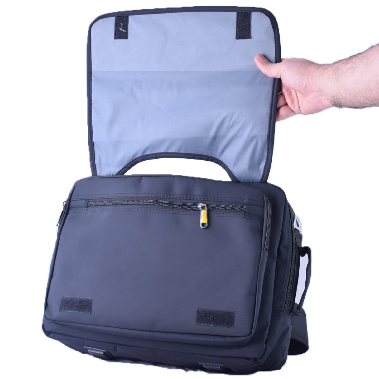 Mallette en cuir spacieuse pour ordinateurs portables de 13 à 15 pouces, modèle A-70