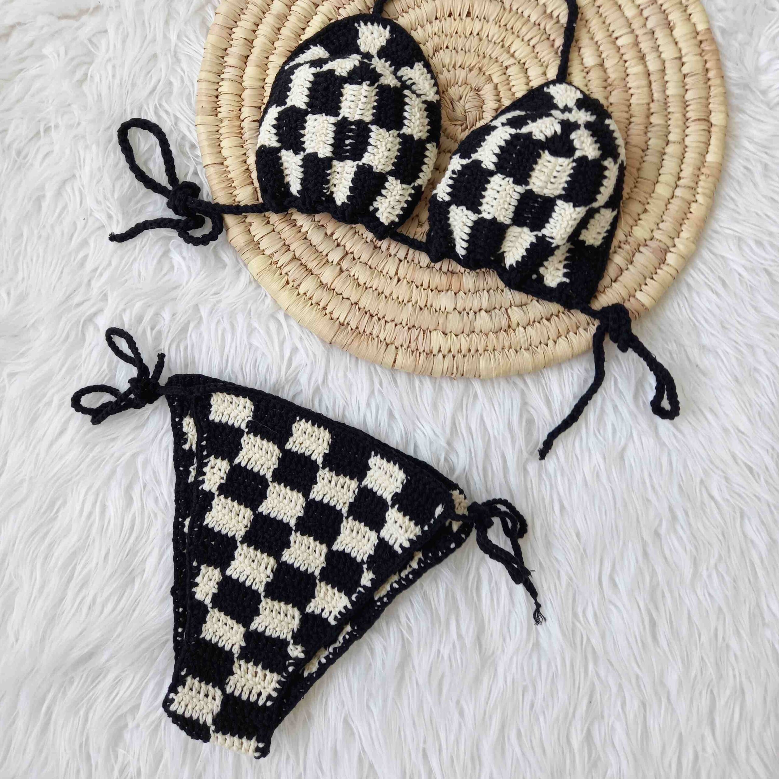 Ensemble de bikini fait main délicatement crocheté soutien-gorge & string pour femmes