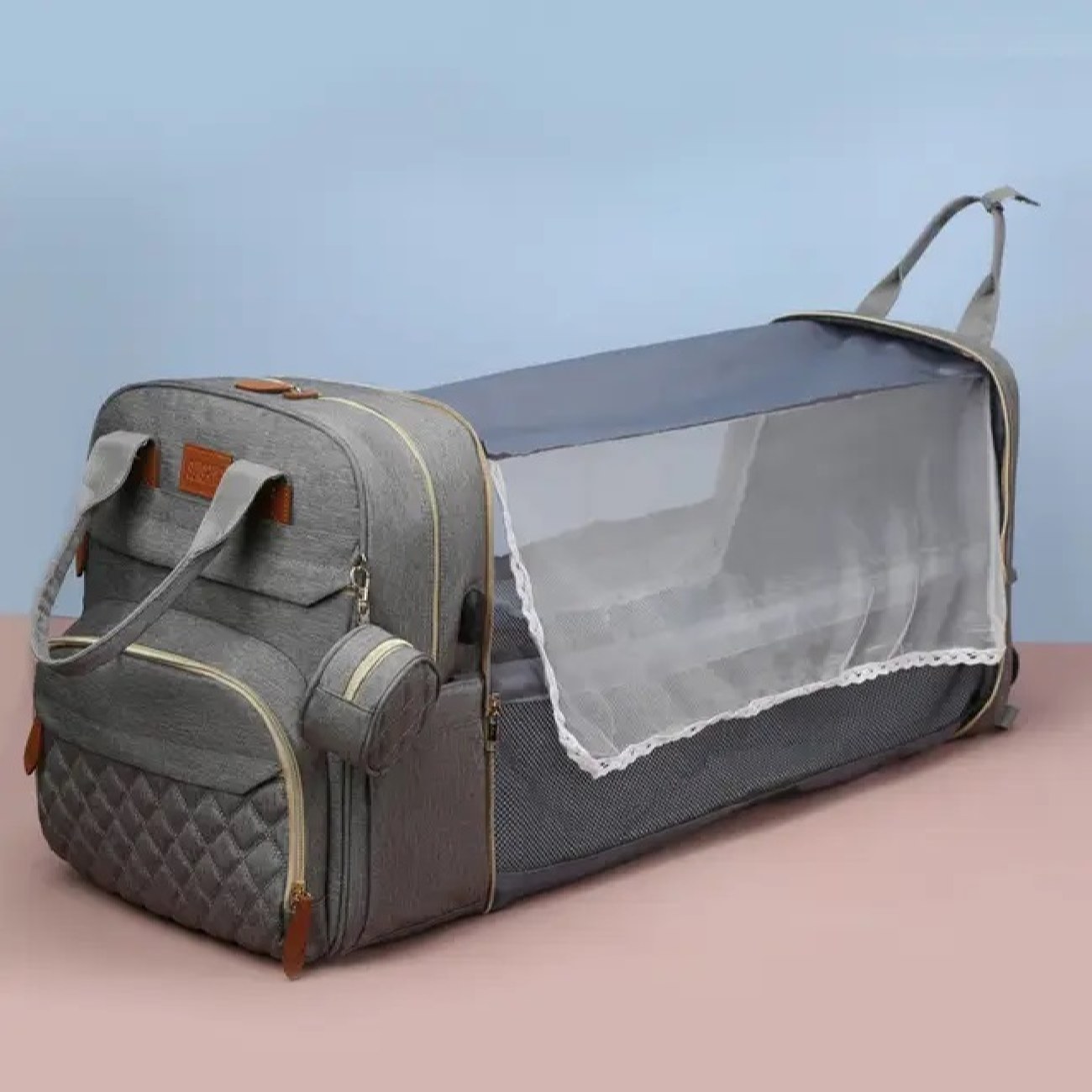 Sac pour accessoires de bébé avec poches latérales – modèle convertible en couffin