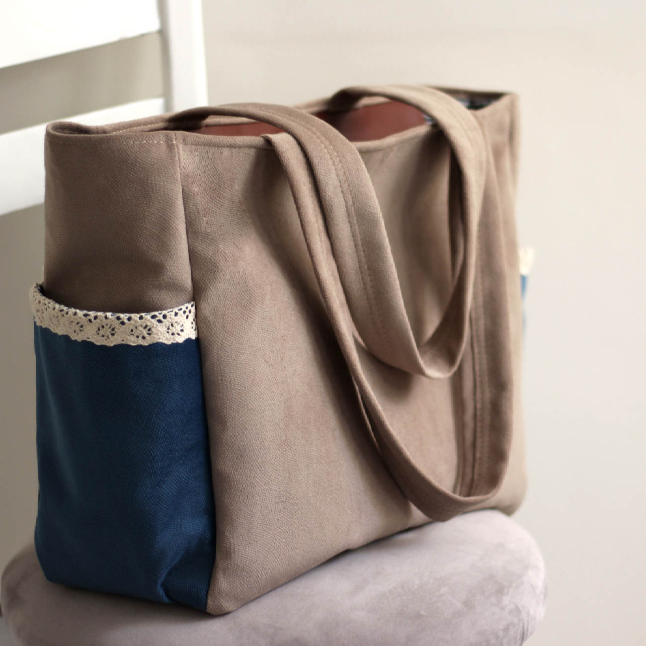 Sac pour accessoires de bébé avec poches latérales – modèle Royal