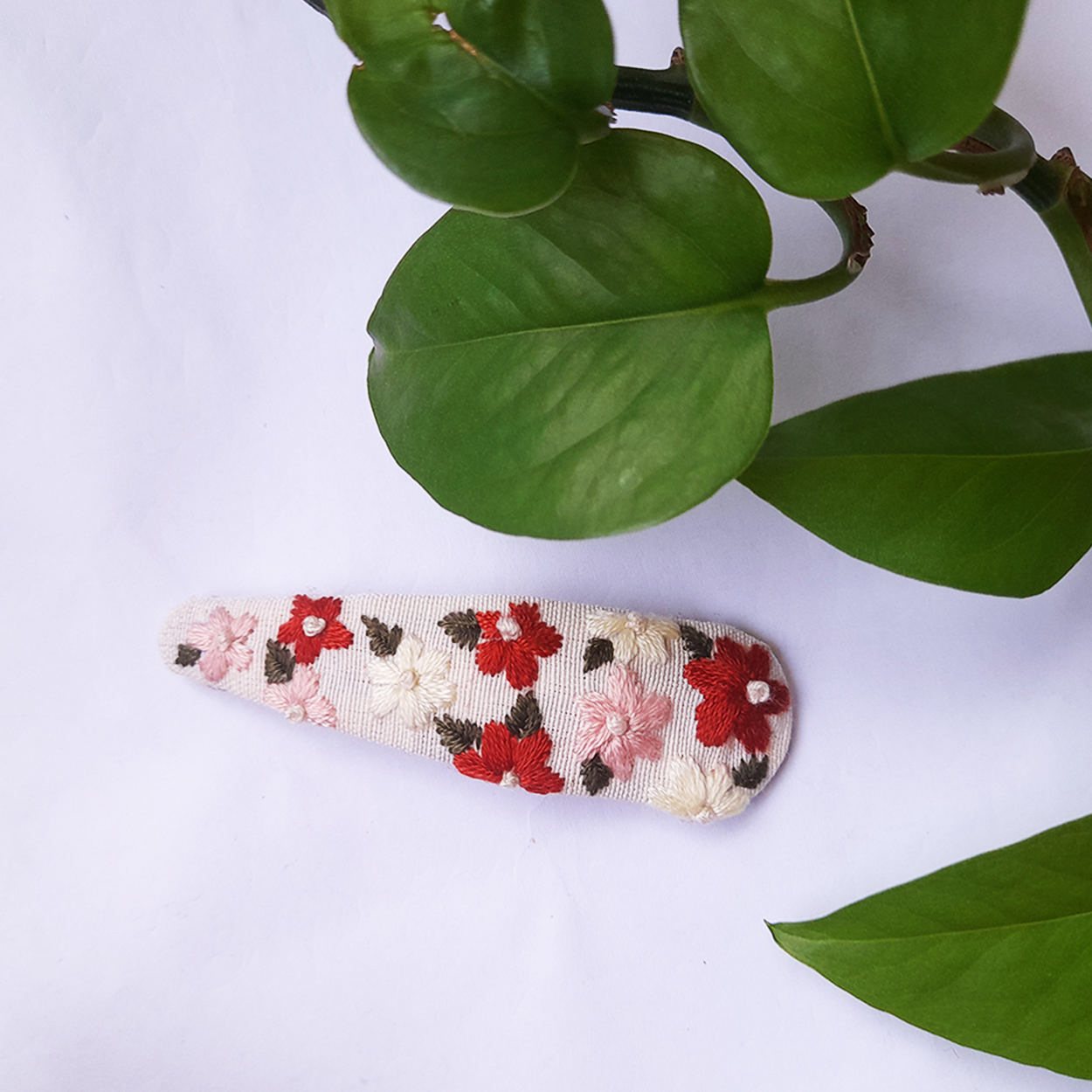 Set de Pinces à Cheveux à Clip Floral Brodé à la Main de 2