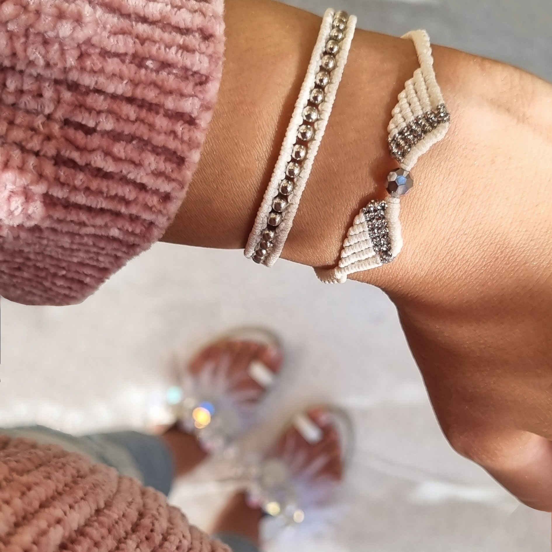 Bracelet macramé brodé pour femmes modèle Aile d’Ange