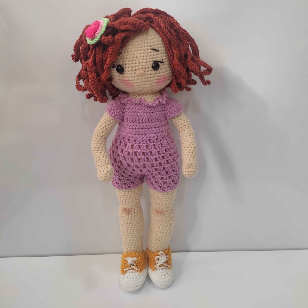 Amigurumi Poupée en Crochet Fait Main – Jolie Petite Fille | Jouet en Peluche Doux