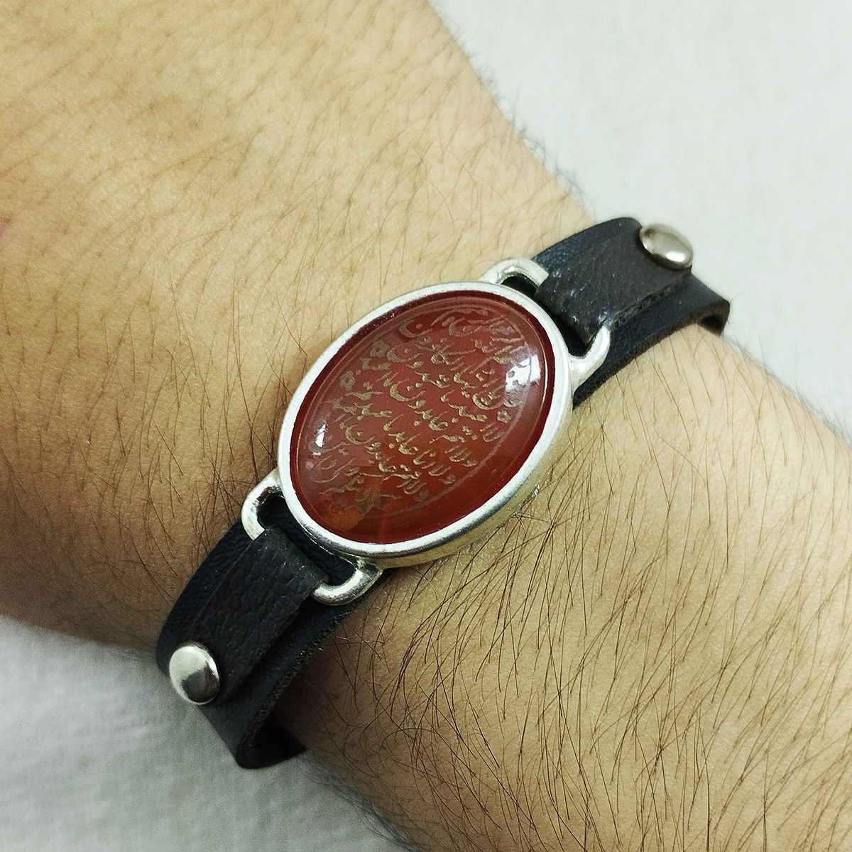 Bracelet islamique avec cuir et pierre agate ajustable Surah Al-Kafirun