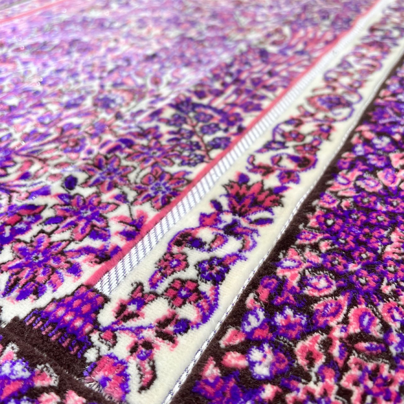 Tapis de prière islamique Sajada rembourré en polyester violet