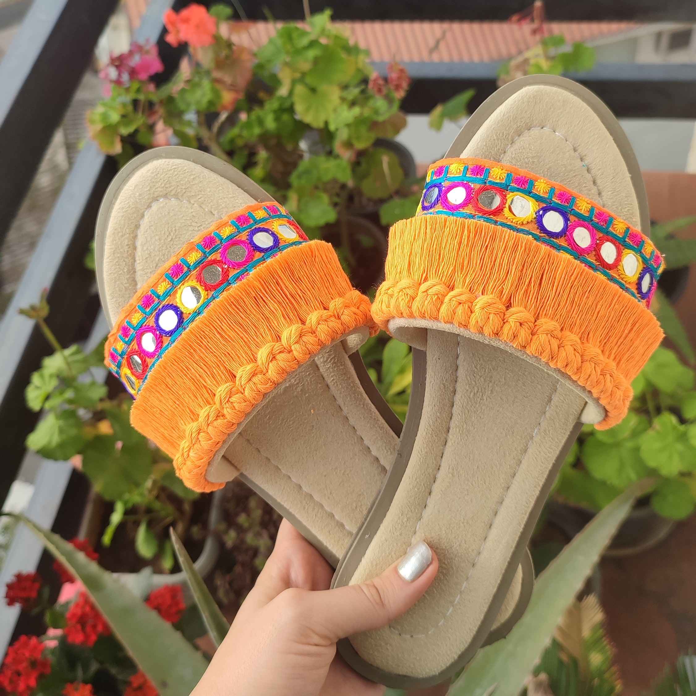 Pantoufles Macramé Boho Chic Plates pour Femmes Modèle Brodé Géométrique