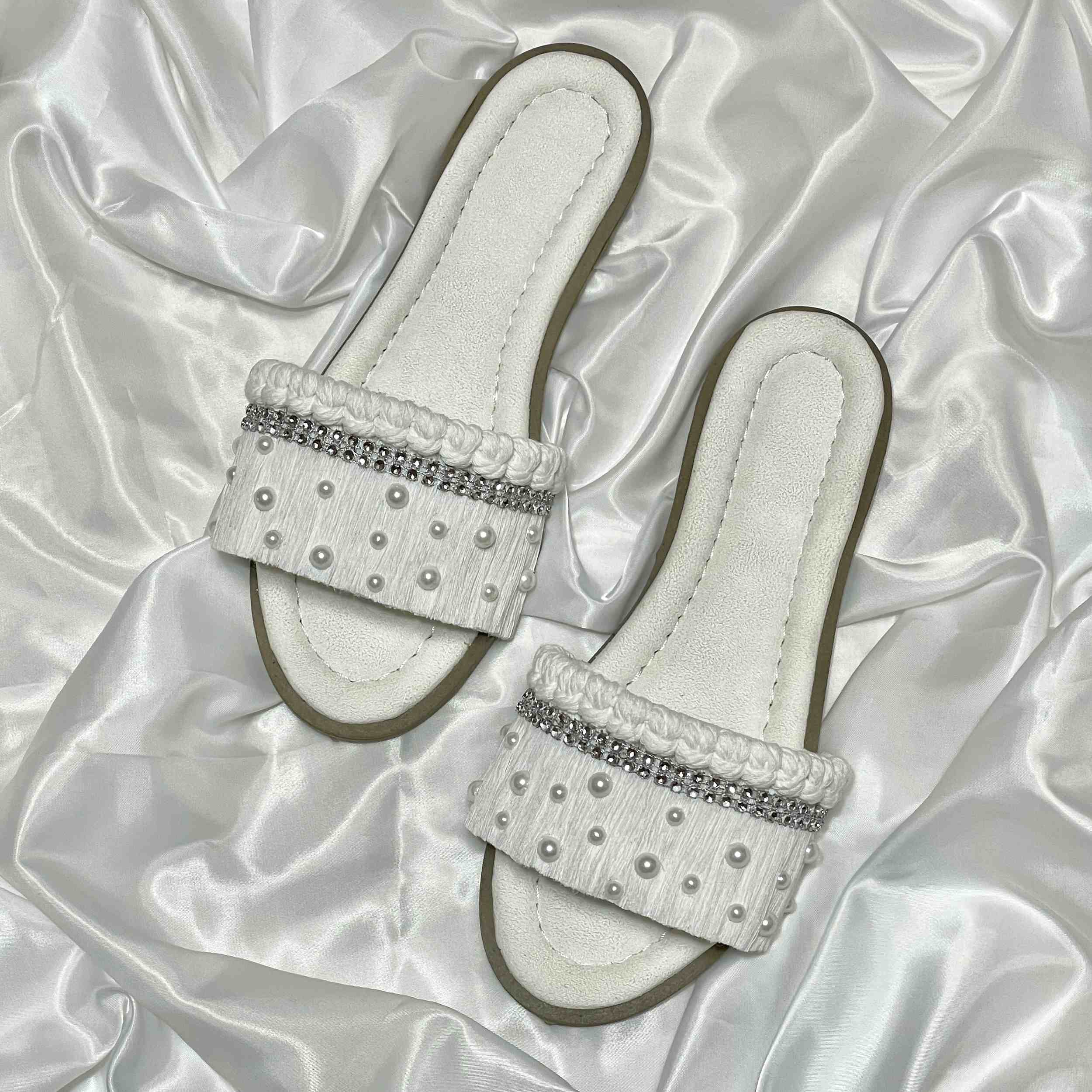 Pantoufles Macramé Boho Chic Plates pour Femmes Modèle Perle