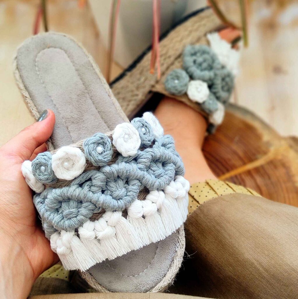 Chaussons Boho Chic en Macramé pour Femmes, Modèle Rose