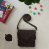 Macrame Sling Bag Handwoven for Women Model BohoSac bandoulière en macramé tissé à la main pour femmes, modèle Boho