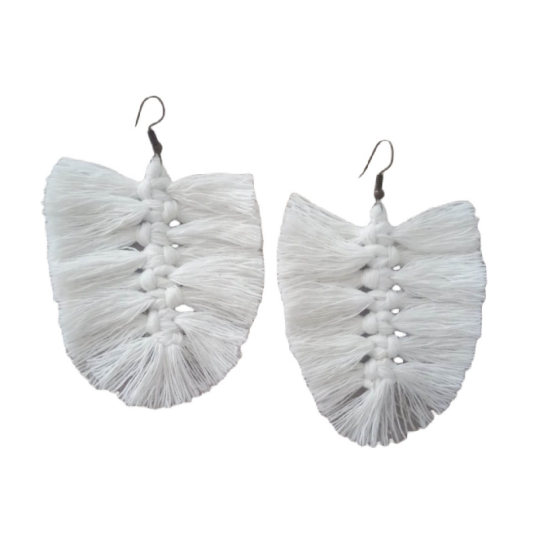Boucles d'oreilles à pompons en macramé pour femmes, modèle Feuille