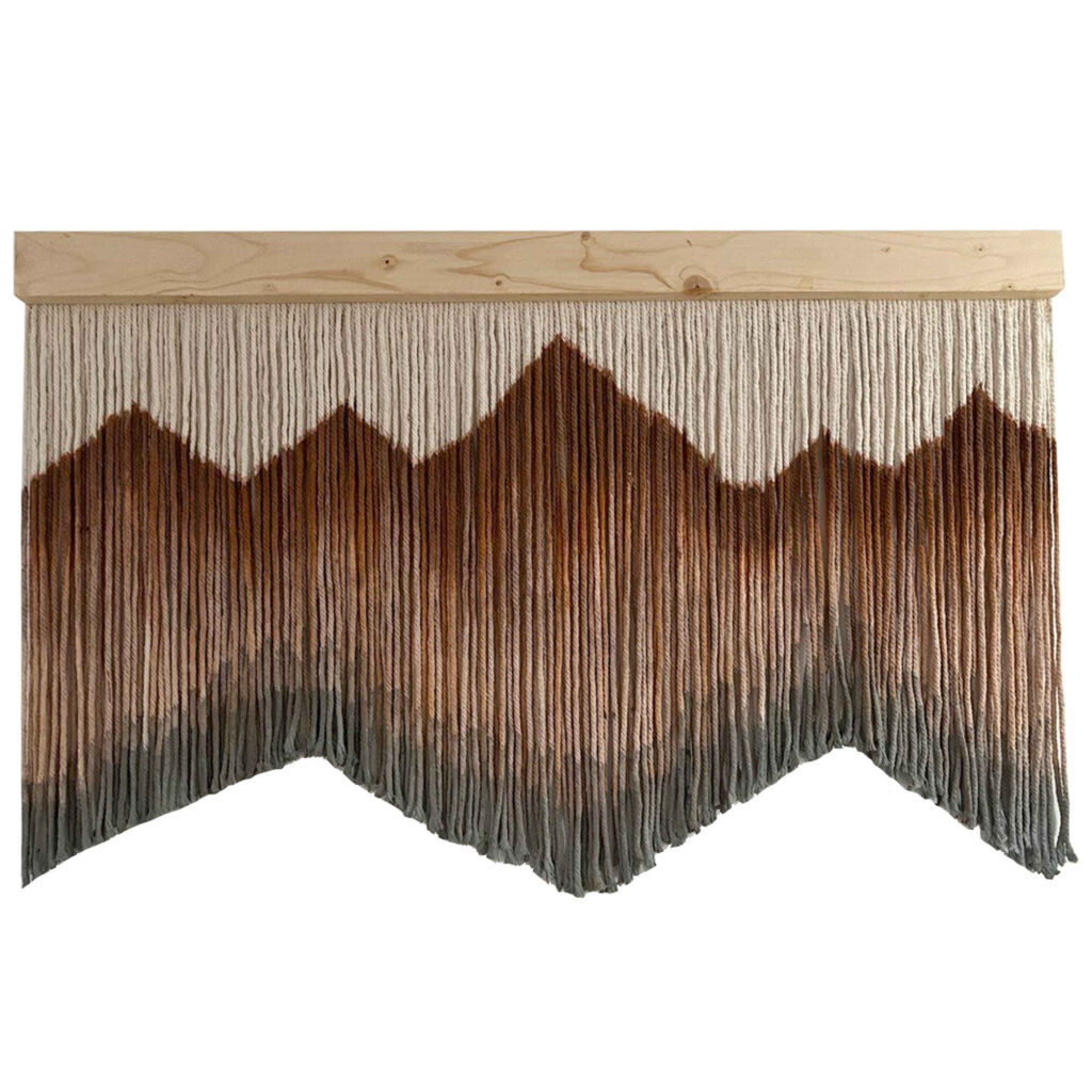 Tapisserie murale en macramé bohème – Modèle Montagne