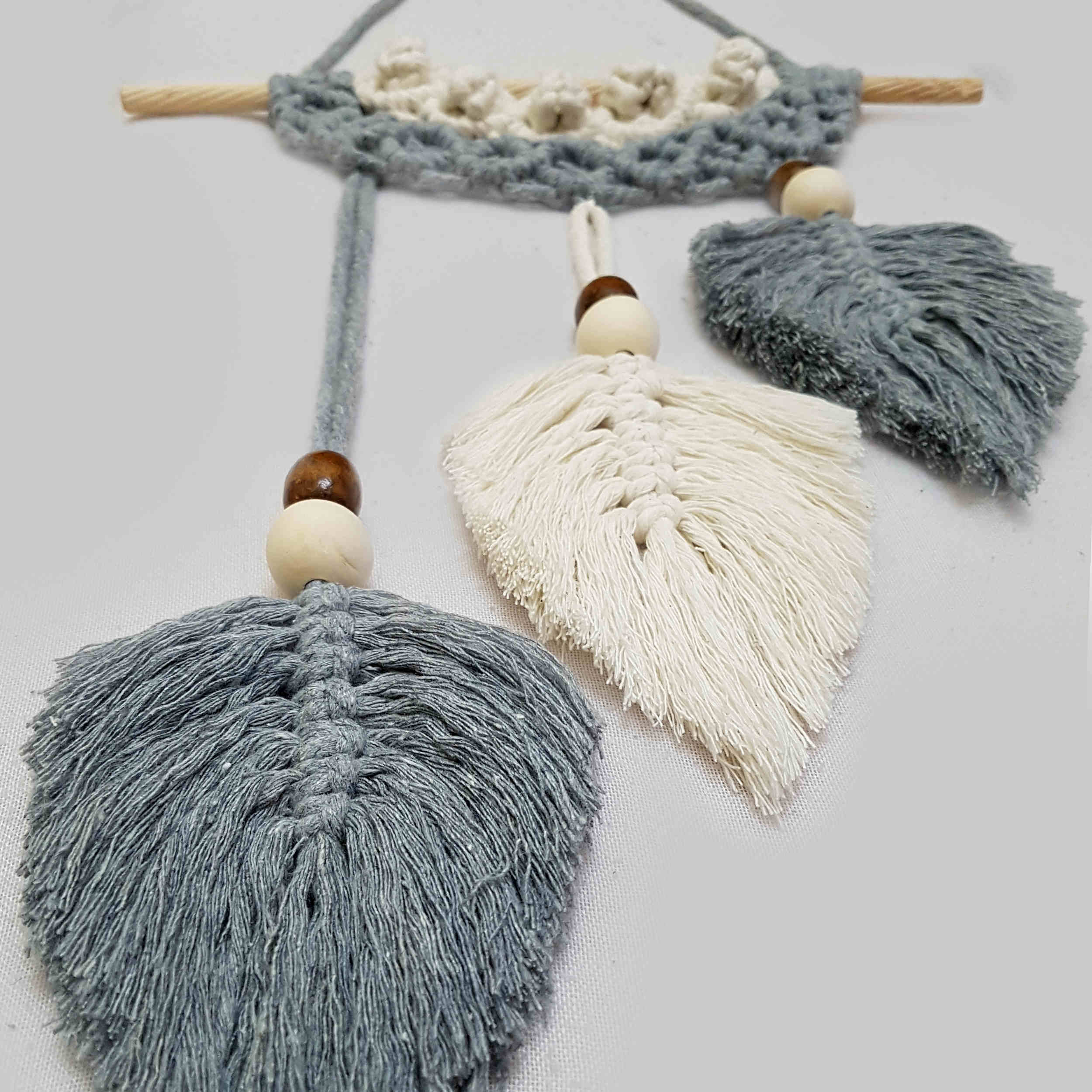 Tenture murale en macramé – Art bohème, modèle Swing