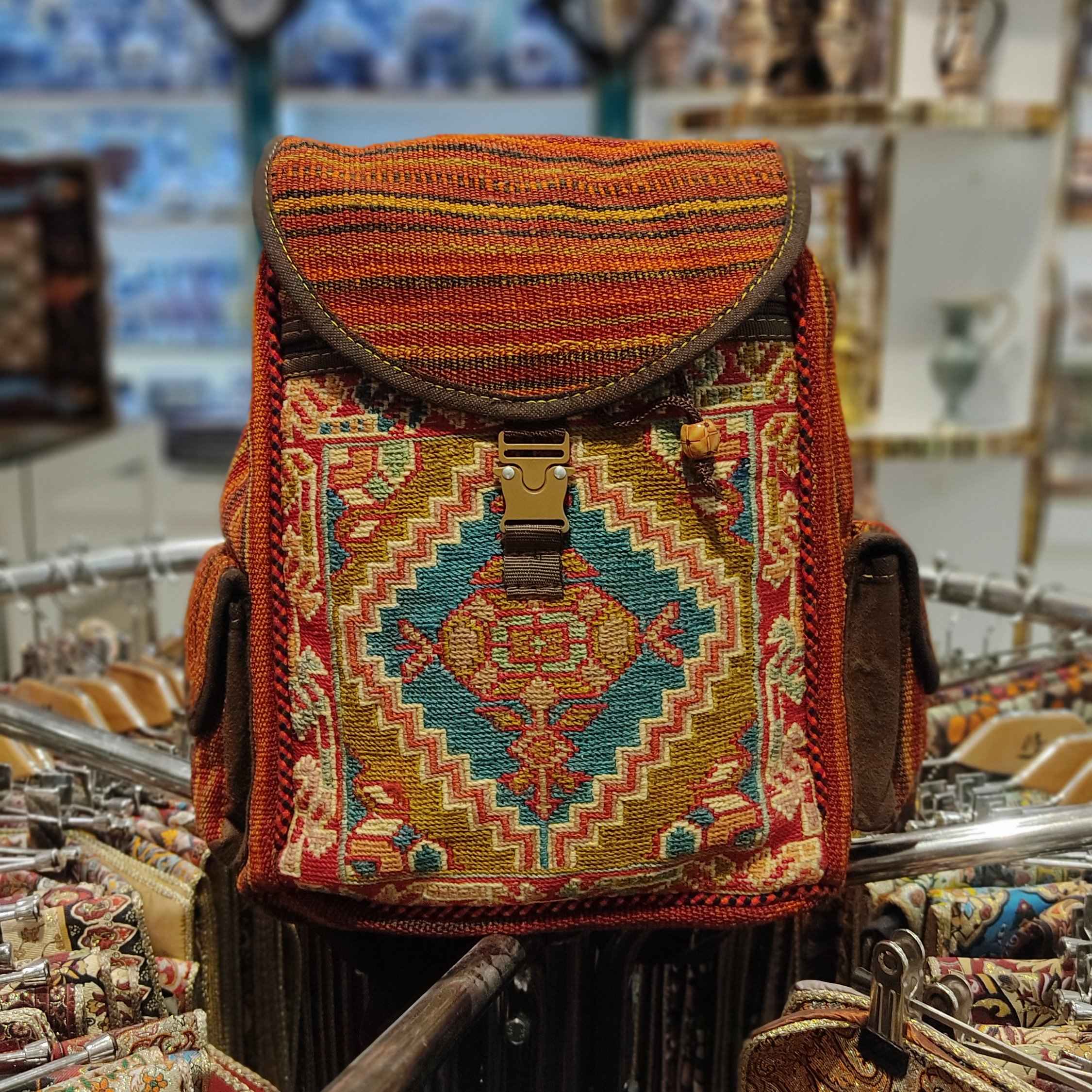 Sac à dos décontracté persan en kilim fait main avec design boho
