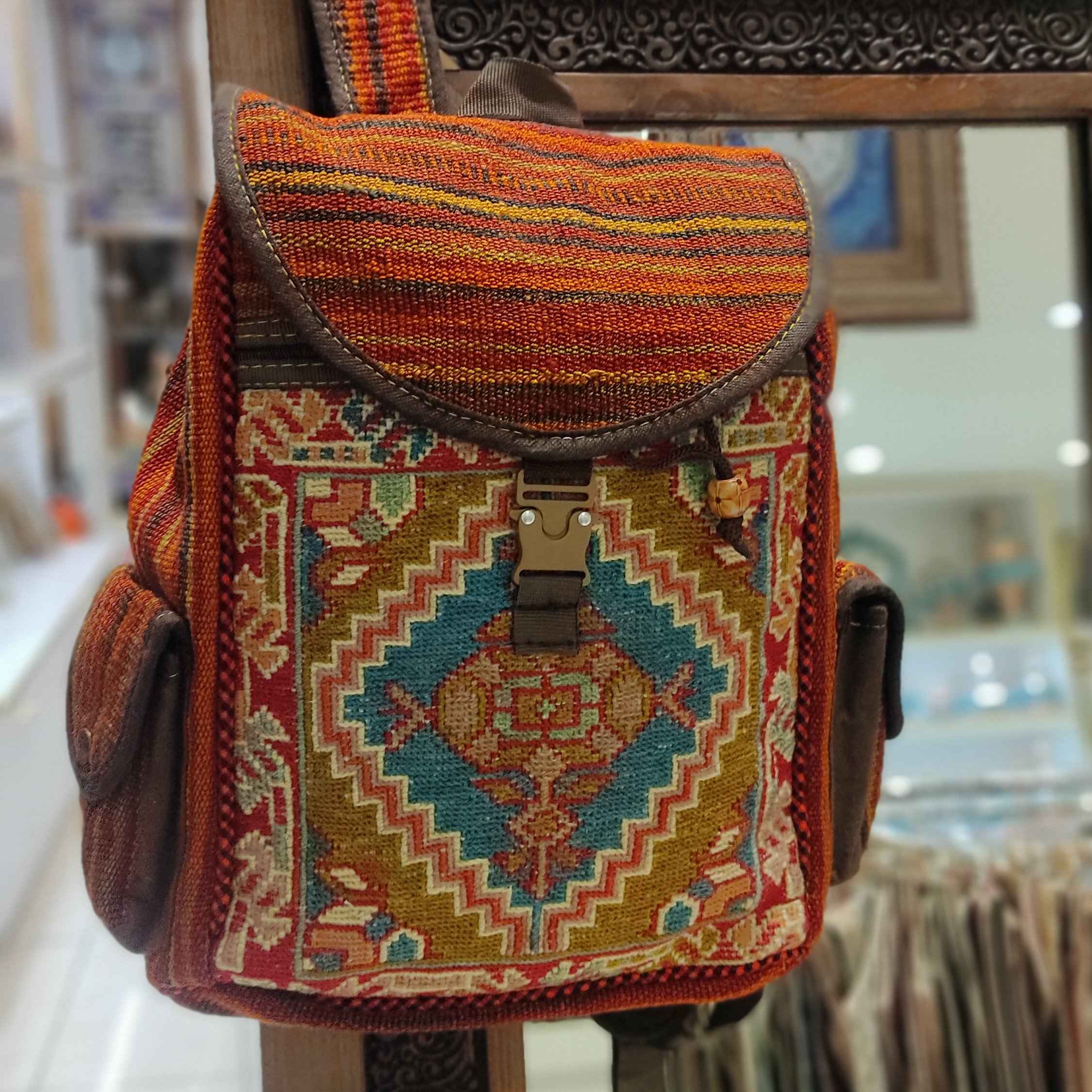 Sac à dos décontracté persan en kilim fait main avec design boho