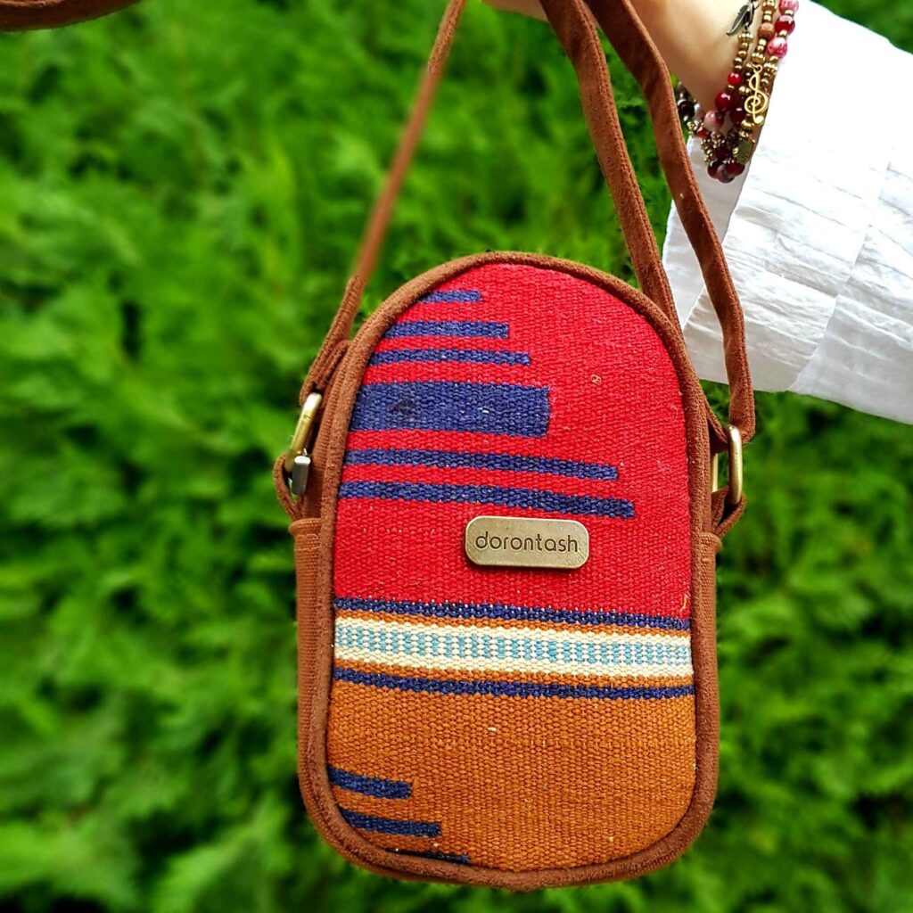Sac bandoulière kilim avec design ethnique authentique