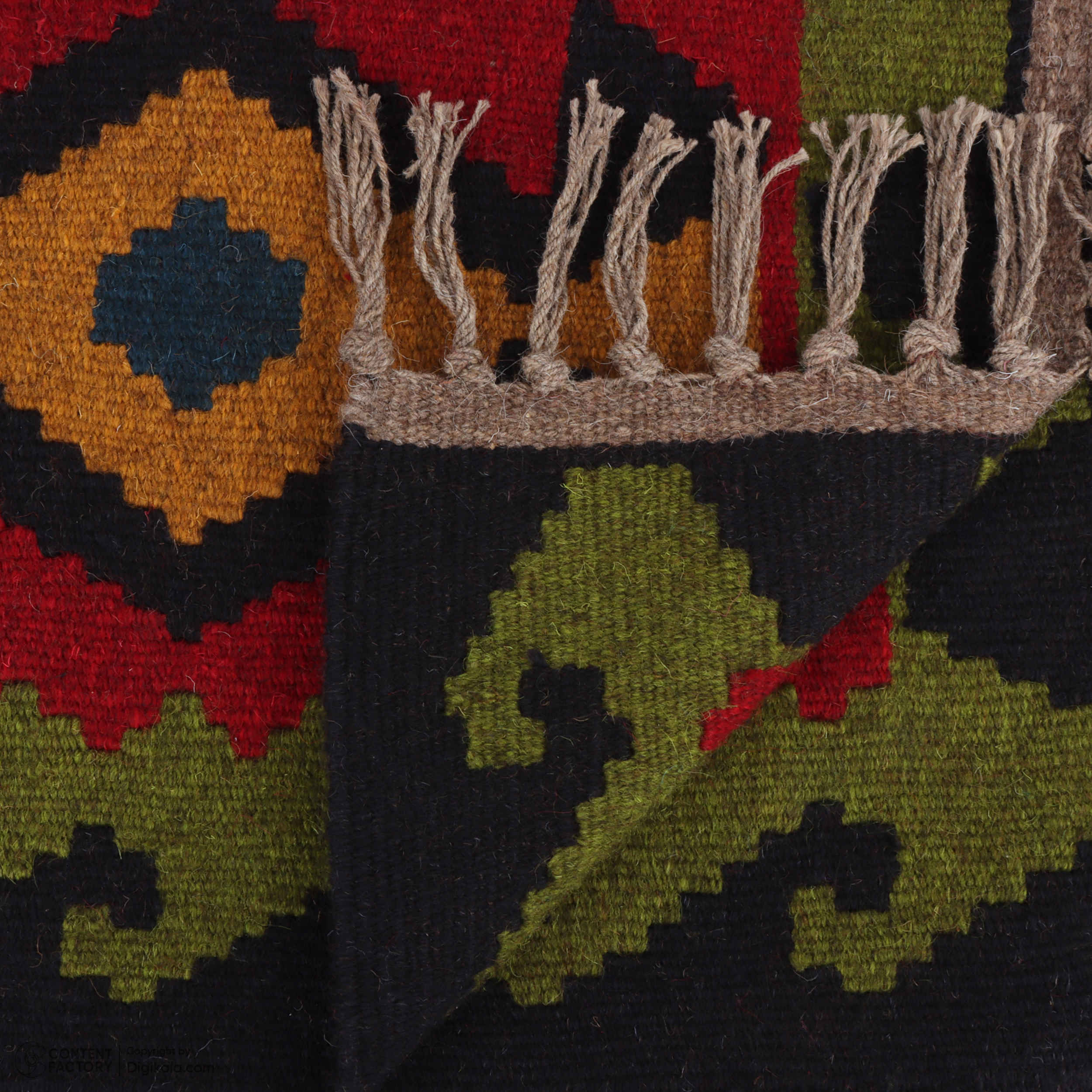 Tapis Kilim Qashqai en laine, tissé à la main à Téhéran, rouge