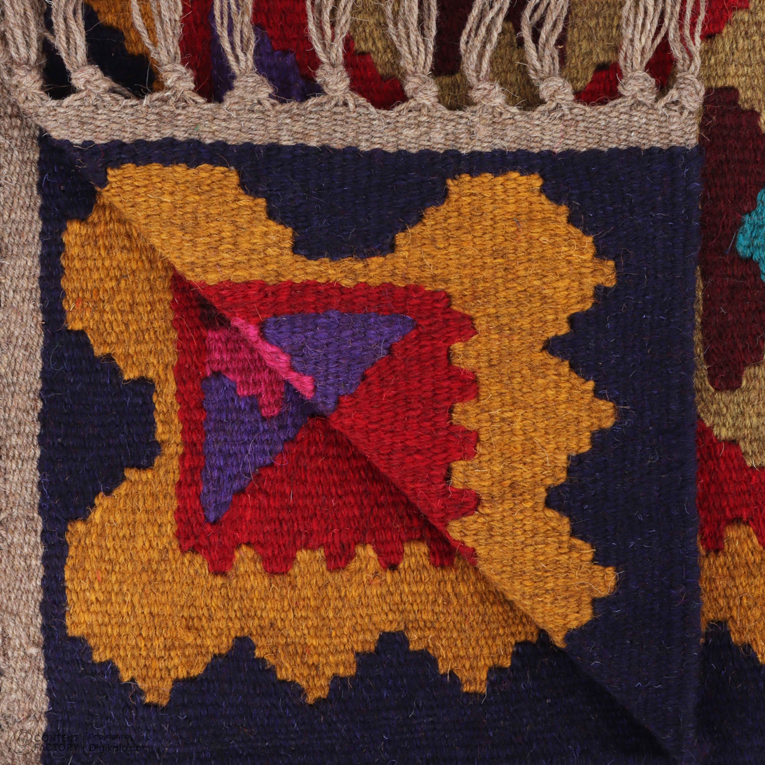 Tapis Kilim Persan en laine tissé à la main à Téhéran, Qashqai rose