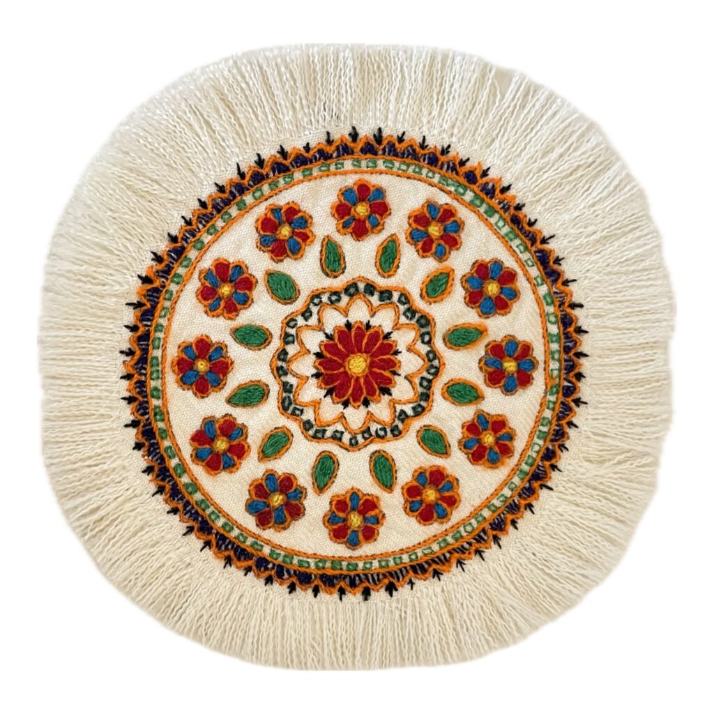 Nappe Persane Pateh à Kerman Art de Broderie Artisanale Florale